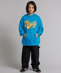 coucou manon（ククゥ マノン）の「裏毛 スウェット アソートプリント パーカー【PAIRMANON STREET】（パーカー）」