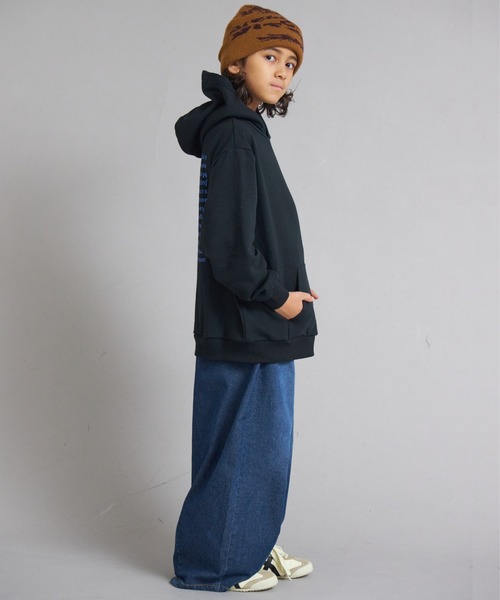 PAIRMANON STREET(ペアマノンストリート)の「裏毛 スウェット アソートプリント パーカー【PAIRMANON STREET】(パーカー・キッズ・ブラック/グレー系その他/ライトブルー/グレー/ブラック系その他/イエロー・100/110/120/130/140/150/160/90)」の12枚目の写真