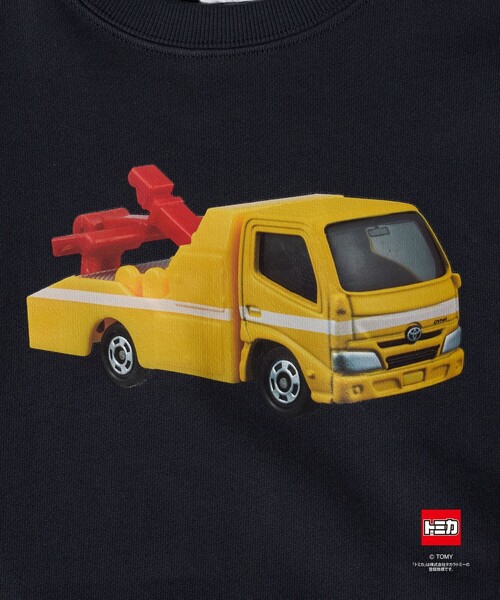 green label relaxing（グリーンレーベルリラクシング）の「【別注】＜TOMICA＞袖ロゴ 裏毛スウェット / トレーナー / キッズ  100cm-130cm（スウェット・キッズ・ライトグレー/マスタード/ネイビー・100cm/110cm/120cm/130cm）」の4枚目の写真