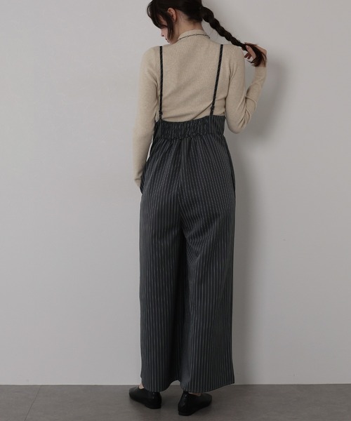J by blue(ジェイバイブルー)の「ピンストライプフリルサロペット(サロペット/オーバーオール・レディース・ネイビー/グレー・MEDIUM)」の13枚目の写真