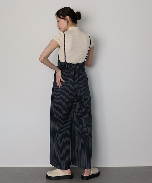 J by blue(ジェイバイブルー)の「ピンストライプフリルサロペット(サロペット/オーバーオール・レディース・ネイビー/グレー・MEDIUM)」の18枚目の写真