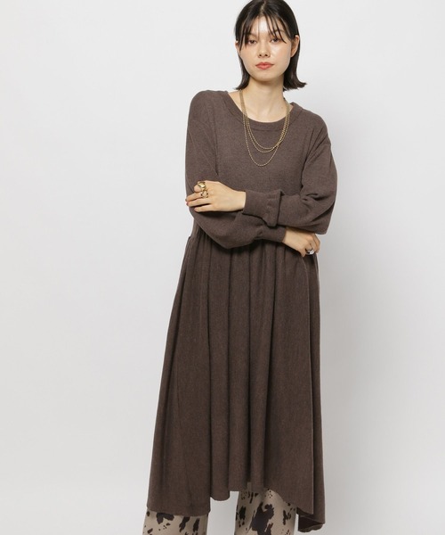 niko and（ニコアンド）の「アソートレングスクルーネック