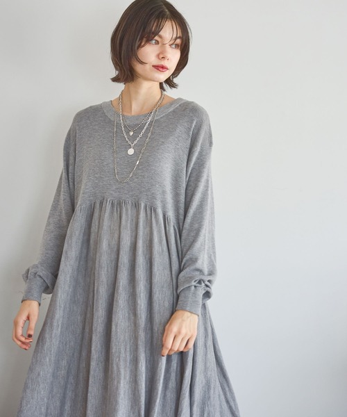 niko and...（ニコアンド）の「アソートレングスクルーネックワンピース（ワンピース・レディース・イエロー/チャコール/ブラウン/ライトグレー・MEDIUM/LONG）」の7枚目の写真