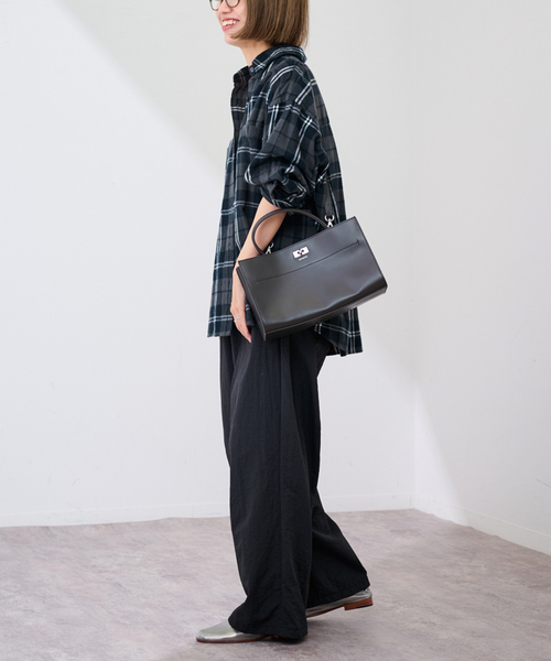 FRAMeWORK(フレームワーク)の「ワッシャーナイロンパンツ(その他パンツ・レディース・アイボリー/ブラック・36/38)」の7枚目の写真