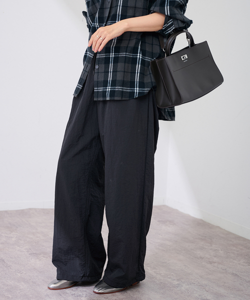 FRAMeWORK(フレームワーク)の「ワッシャーナイロンパンツ(その他パンツ・レディース・アイボリー/ブラック・36/38)」の12枚目の写真