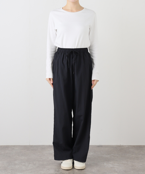 FRAMeWORK(フレームワーク)の「ワッシャーナイロンパンツ(その他パンツ・レディース・アイボリー/ブラック・36/38)」の3枚目の写真