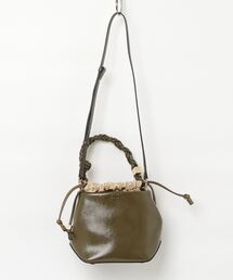 ARKnets（アークネッツ）の「GANNI / ガニー：【レディース】Ganni Bou Backet Bag Pattent：A6333[ANN]（ショルダーバッグ）」