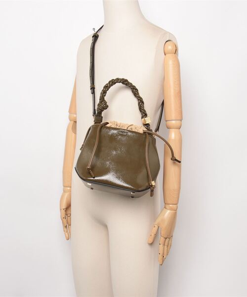 GANNI（ガニー）の「GANNI / ガニー：【レディース】Ganni Bou Backet Bag Pattent：A6333[ANN]（ショルダーバッグ・レディース・グリーン系その他・FREE）」の5枚目の写真