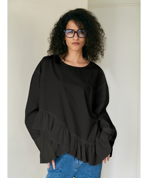 Brown&Street(ブラウンアンドストリート)の「ヘムフリルシャツトップス(シャツ/ブラウス・レディース・ホワイト/ブラック・FREE)」の1枚目の写真