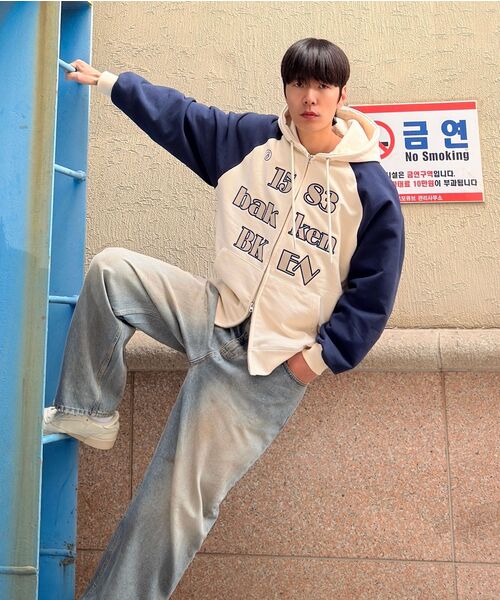 WKNDRS（ウィーキャンドース）の「APPLE DENIM PANTS (BLUE)（デニムパンツ・レディース・その他・LARGE/X-LARGE/SMALL/MEDIUM）」の14枚目の写真