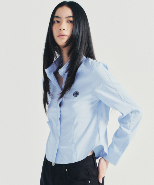 NICK&NICOLE(ニックアンドニコール)の「MINIMAL PINTUCK WRINKLE FREE SHIRT_SKY BLUE(シャツ/ブラウス・レディース・その他・MEDIUM/LARGE)」の2枚目の写真