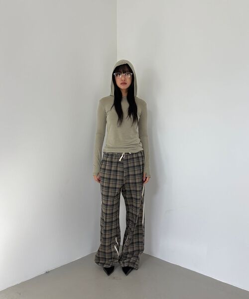 MILLO WOMEN（ミロウーマン）の「カーブドルーズトラックパンツ[ブラウン]（スウェットパンツ・レディース・その他・SMALL/MEDIUM）」の12枚目の写真