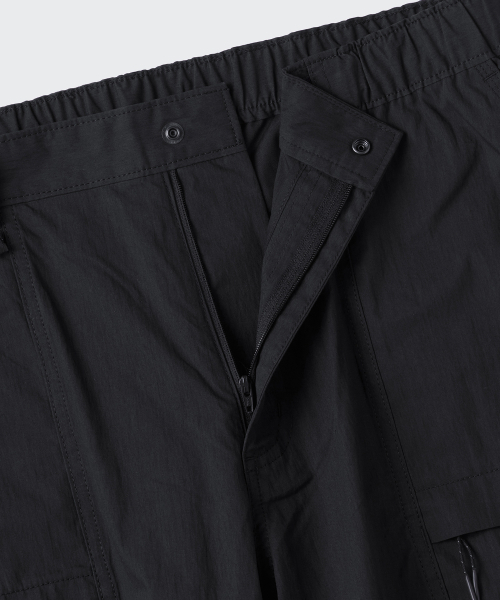 MUSINSA STANDARD（ムシンサスタンダード）の「[シティレジャー] CN ベルト付きユーティリティパンツ [ブラック]（その他パンツ・メンズ・その他・40/33/26/27/28/29/38/42/36/34/32/31/30）」の18枚目の写真