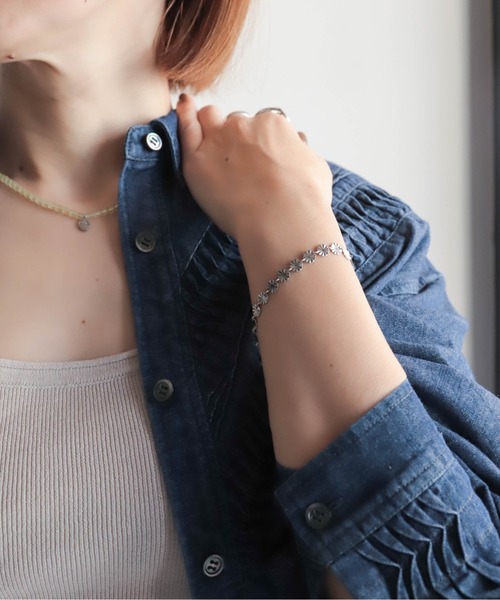 rapiecage（ラピエサージュ）の「ステンレスフラワープレートブレスレット（ブレスレット・レディース・シルバー・FREE）」の14枚目の写真