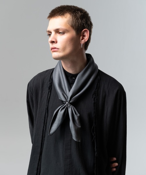 Oversized Glossy Scarf / オーバーサイズグロッシースカーフ