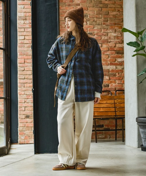 GEORGE'S(ジョージズ)の「裏起毛スウェットパンツ(スウェットパンツ・レディース・グレー/アイボリー/ネイビー・SMALL/MEDIUM)」の6枚目の写真