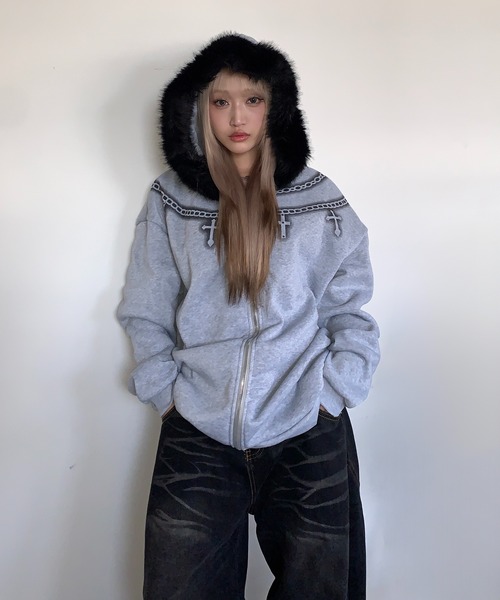 lilful(リルフル)の「Y2K クロスネックレスデザイン ファージップパーカー(パーカー・レディース・グレー・M/L)」の16枚目の写真