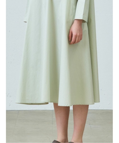 MidiUmi(ミディウミ)の「MidiUmi ロングスリーブプレンティワンピース(ワンピース・レディース・グリーン/ベージュ/ブラック/グレー・FREE)」の16枚目の写真