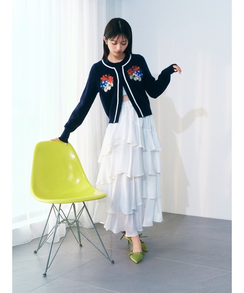 LILY BROWN(リリーブラウン)の「スリットティアードスカート(スカート・レディース・ライトブルー/オフホワイト/グレイッシュベージュ・F)」の4枚目の写真