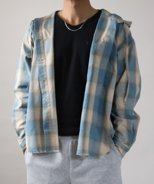NYLAUS(ナイラス)の「【Nylaus】フード付き カットオフデザイン オンブレチェック シャツ ネルシャツ オーバーサイズシャツ 長袖シャツ(シャツ/ブラウス・メンズ・ブルー/ブラック/ブラウン・L/M)」の3枚目の写真
