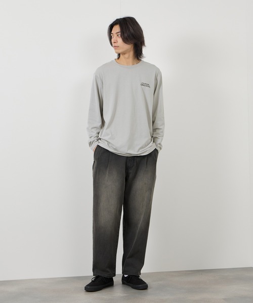 Mac-House(マックハウス)の「【T-GRAPHICS / ティーグラフィックス】ストリートロゴ長袖Tシャツ(Tシャツ/カットソー・メンズ・ブルー/グレー系1/ホワイト/ブラック/グレー系2・S/L/XL/M)」の15枚目の写真