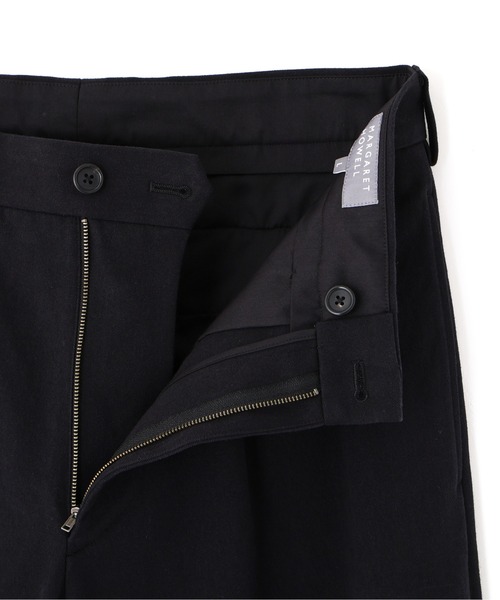 MARGARET HOWELL（マーガレットハウエル）の「IRREGULAR COTTON TWILL TROUSERS（その他パンツ・メンズ・カーキ/ブラック・X-LARGE/SMALL/MEDIUM/LARGE）」の7枚目の写真