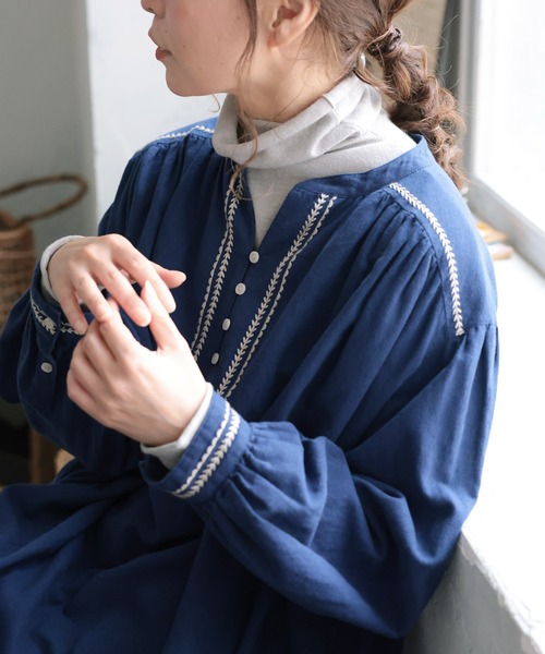 soulberry（ソウルベリー）の「ちいさな葉っぱの首飾りワンピース（ワンピース・レディース・ネイビー・5L/4L/3L/LL/L/M）」の4枚目の写真