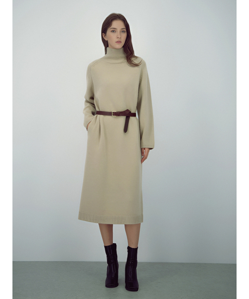 ACUD（アクド）の「Turtlneck Wool Knit Dress（ワンピース・レディース・ダークベージュ・FREE）」の2枚目の写真