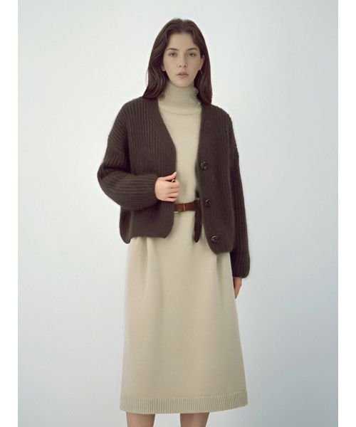 ACUD（アクド）の「Turtlneck Wool Knit Dress（ワンピース・レディース・ダークベージュ・FREE）」の4枚目の写真