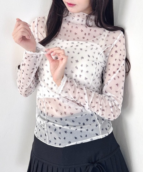 Loueme(ルエム)の「【フラワー&無地】プチレースハイネックシアートップス(Tシャツ/カットソー・レディース・ブラック系その他/ブラック/ホワイト/ホワイト系その他/パープル系その他・FREE)」の11枚目の写真