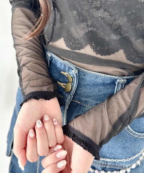 Loueme(ルエム)の「【フラワー&無地】プチレースハイネックシアートップス(Tシャツ/カットソー・レディース・ブラック系その他/ブラック/ホワイト/ホワイト系その他/パープル系その他・FREE)」の22枚目の写真