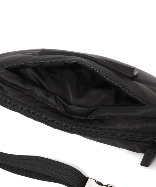 FRAMeWORK（フレームワーク）の「NOMADIS/ノマディス SLINGO（ショルダーバッグ・レディース・ブラック/キャメル・FREE）」の7枚目の写真