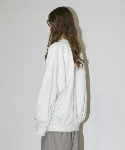 my beautiful landlet（マイビューティフルランドレット）の「【my beautiful landlet】DAMAGE EMBROIDERY SWEATSHIRT（スウェット・メンズ・ブラック/ネイビー/グレー/オートミール・0/1）」の18枚目の写真