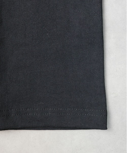 B.I.D.(ビーアイディー)の「《刺繍ロングスリーブTシャツ(サークルロゴ)》(Tシャツ/カットソー・メンズ・ライトカーキ/ホワイト/ブラック・MEDIUM)」の16枚目の写真