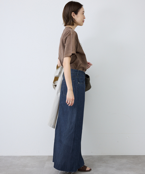 SLOBE IENA（スローブイエナ）の「《WEBのみ4サイズ展開/》LE DENIM スリットフレアデニムスカート（デニムスカート・レディース・ネイビー/ブルー系その他・34/36/38/40）」の3枚目の写真