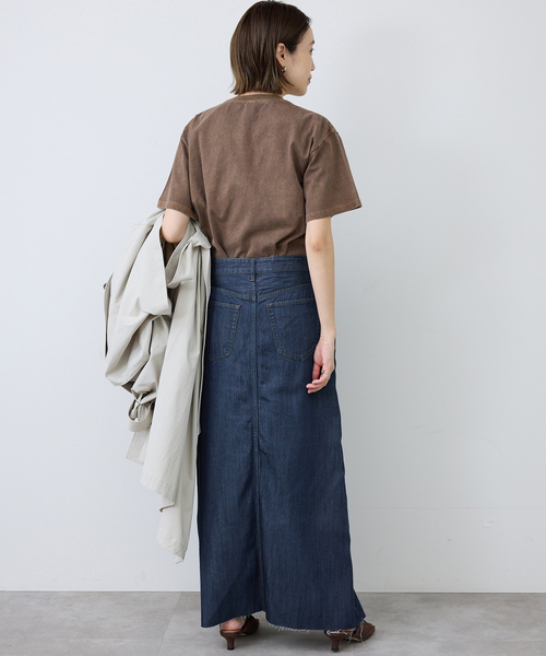 SLOBE IENA（スローブイエナ）の「《WEBのみ4サイズ展開/》LE DENIM スリットフレアデニムスカート（デニムスカート・レディース・ネイビー/ブルー系その他・34/36/38/40）」の4枚目の写真