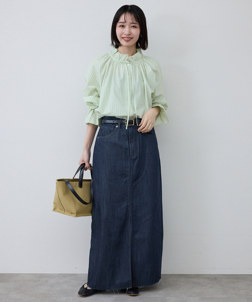 SLOBE IENA（スローブイエナ）の「《WEBのみ4サイズ展開/》LE DENIM スリットフレアデニムスカート（デニムスカート・レディース・ネイビー/ブルー系その他・34/36/38/40）」の12枚目の写真
