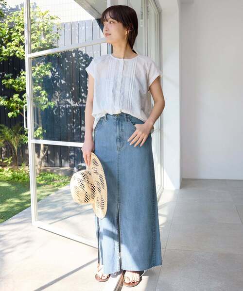 SLOBE IENA（スローブイエナ）の「《WEBのみ4サイズ展開》LE DENIM スリットフレアデニムスカート（デニムスカート・レディース・ネイビー/ブルー系その他・34/36/38/40）」の18枚目の写真