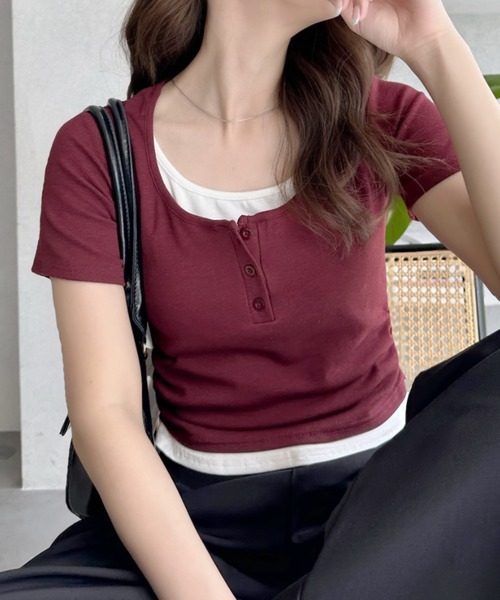 Ada.（エイダ）の「サイドギャザー レイヤード風 ヘンリーネック トップス◎（Tシャツ/カットソー・レディース・ブラック/グリーン/イエロー/グレー/ホワイト/レッド・FREE）」の18枚目の写真