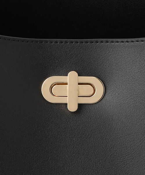 VIS(ビス)の「楕円ひねり3層ショルダーバッグ/2WAY(ショルダーバッグ・レディース・キナリ/ベージュ/ブラック・FREE)」の9枚目の写真