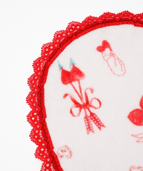 Cath Kidston(キャスキッドソン)の「ハートタオルハンカチ(ハンカチ/ハンドタオル・レディース・レッド・FREE)」の5枚目の写真
