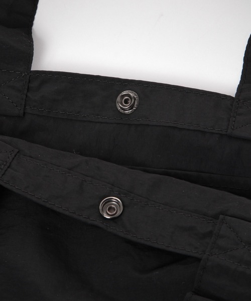 GLOBAL WORK（グローバルワーク）の「UNIVERSAL OVERAL/トートバッグ/一部店舗限定/633991（クラッチバッグ・メンズ・ホワイト/ブルー系その他4/ブラック・FREE）」の8枚目の写真