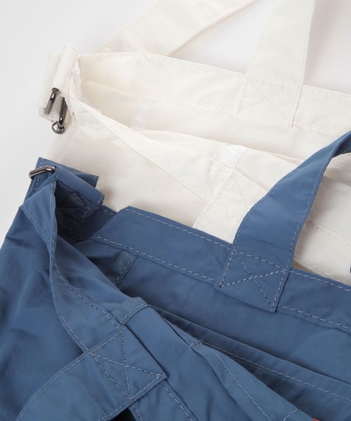 GLOBAL WORK（グローバルワーク）の「UNIVERSAL OVERAL/トートバッグ/一部店舗限定/633991（クラッチバッグ・メンズ・ホワイト/ブルー系その他4/ブラック・FREE）」の9枚目の写真