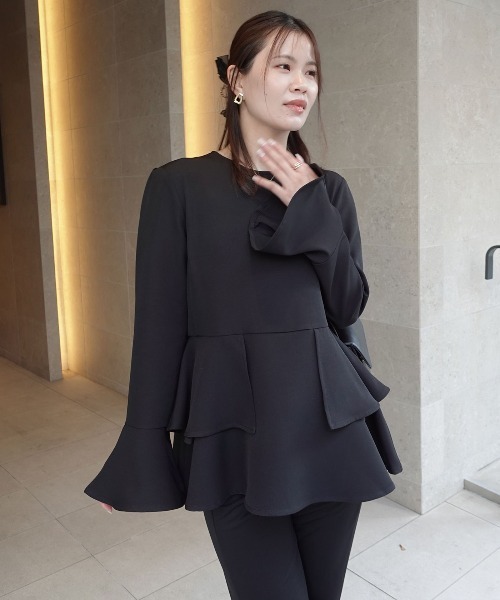 CORNERS（コーナーズ）の「オケージョンペプラムブラウス（シャツ/ブラウス・レディース・ブラック・M）」の2枚目の写真