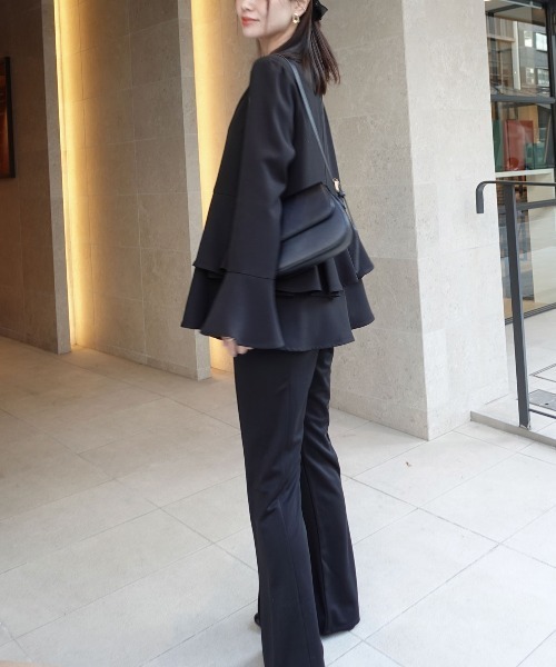 CORNERS（コーナーズ）の「オケージョンペプラムブラウス（シャツ/ブラウス・レディース・ブラック・M）」の8枚目の写真