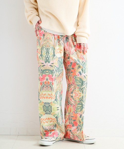 B.C STOCK(ベーセーストック)の「手洗い可 / FINEアートプリントバックゴムトラウザー(その他パンツ・レディース・グリーン/ピンク/ブラウン・FREE)」の3枚目の写真