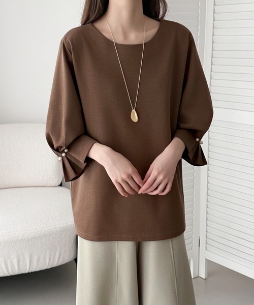 ABITOKYO（アビトーキョー）の「袖タックパールデザインブラウス（シャツ/ブラウス・レディース・ベージュ/モカ/ブラック・FREE）」の15枚目の写真