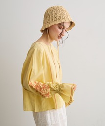 Crisp（クリスプ）の「フラワー刺繍ショートブラウス（シャツ/ブラウス）」