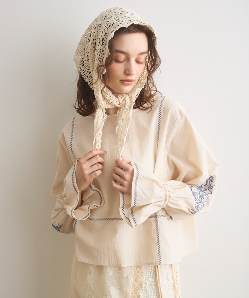 Crisp（クリスプ）の「フラワー刺繍ショートブラウス（シャツ/ブラウス・レディース・イエロー/アイボリー・FREE）」の17枚目の写真