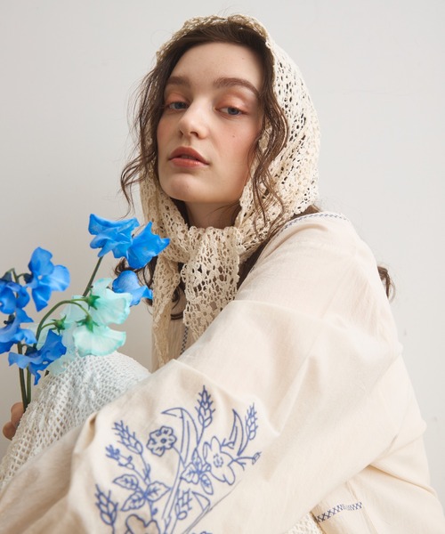 Crisp（クリスプ）の「フラワー刺繍ショートブラウス（シャツ/ブラウス・レディース・イエロー/アイボリー・FREE）」の22枚目の写真